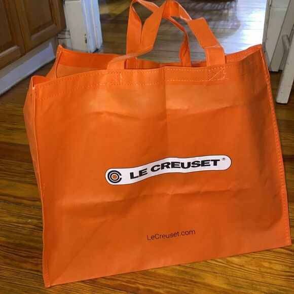 Le Creuset Tote Bag and Box - Picture 10 of 10